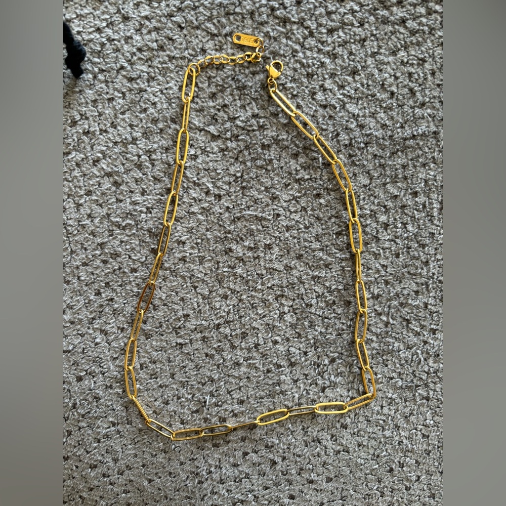 Madewell paper clip necklace